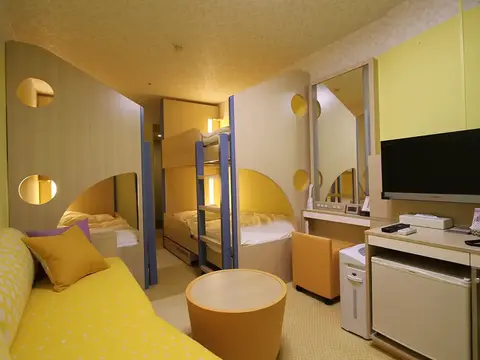 フォレストキャビン