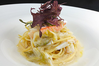 下仁田ネギのクレマとズワイ蟹のパスタ