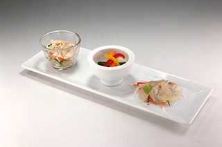 鯛のマリネ、チキン、高原野菜のマリネ