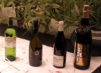 ワイン3種類・日本酒1種類