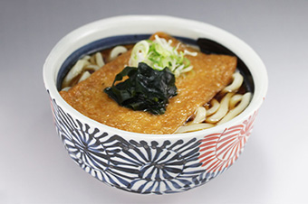 大判きつねうどん 900円
