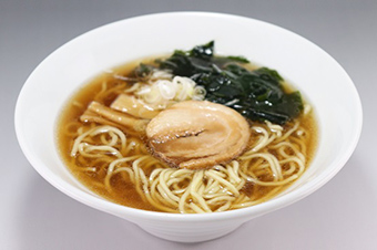 みなかみ醤油ラーメン 950円