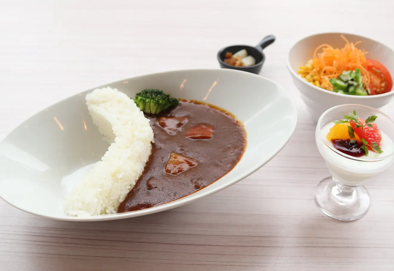 ダムカレーセット