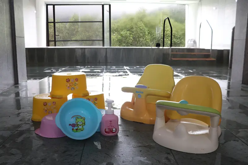 ホテル棟「大浴場」お子様専用バス用品