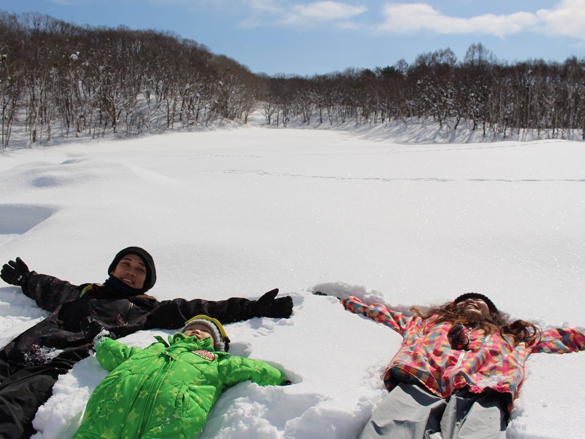 兒童雪上遊戲