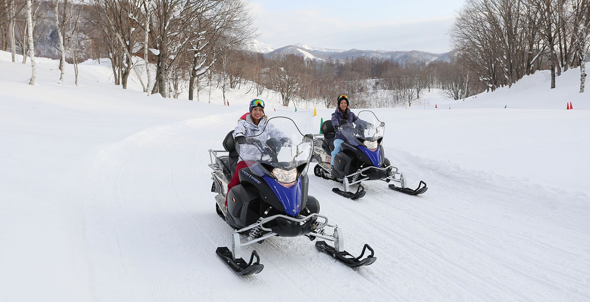 駕駛雪地車（含小朋友）