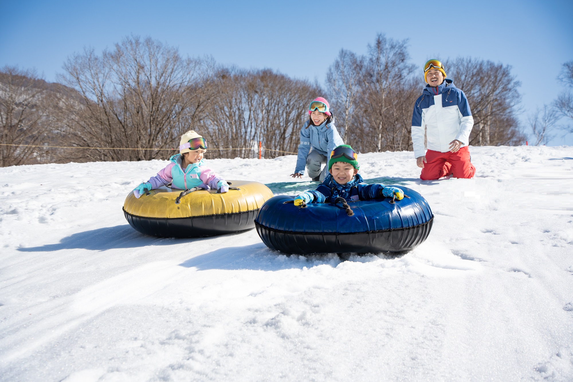 【キッズパーク券付】家族みんなで最高の雪遊びを楽しもう！★1泊2食夕食バイキング